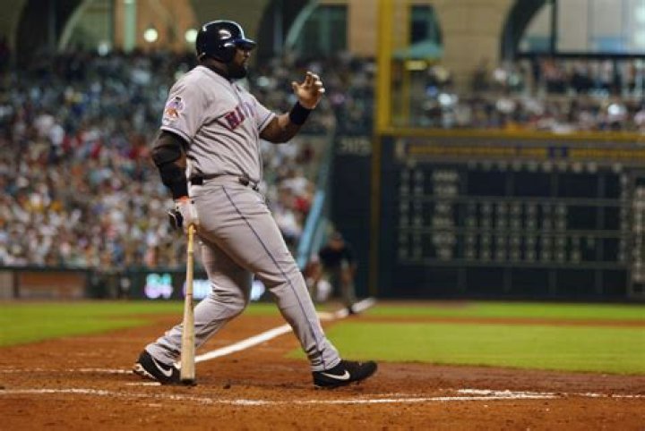 Decoding Le Vaughn's Net Worth