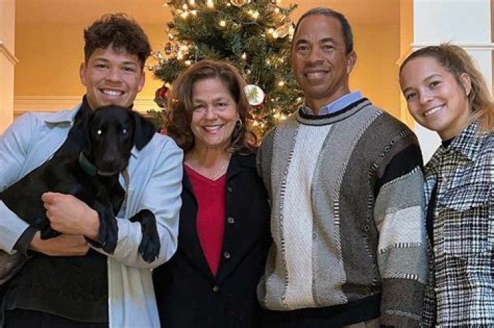 Emma Shelton Parents: Father Bryan Shelton And Mother Lisa Shelton