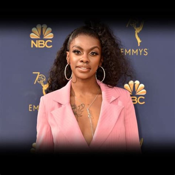 Is Comedian Jess Hilarious Hiding A Twin?