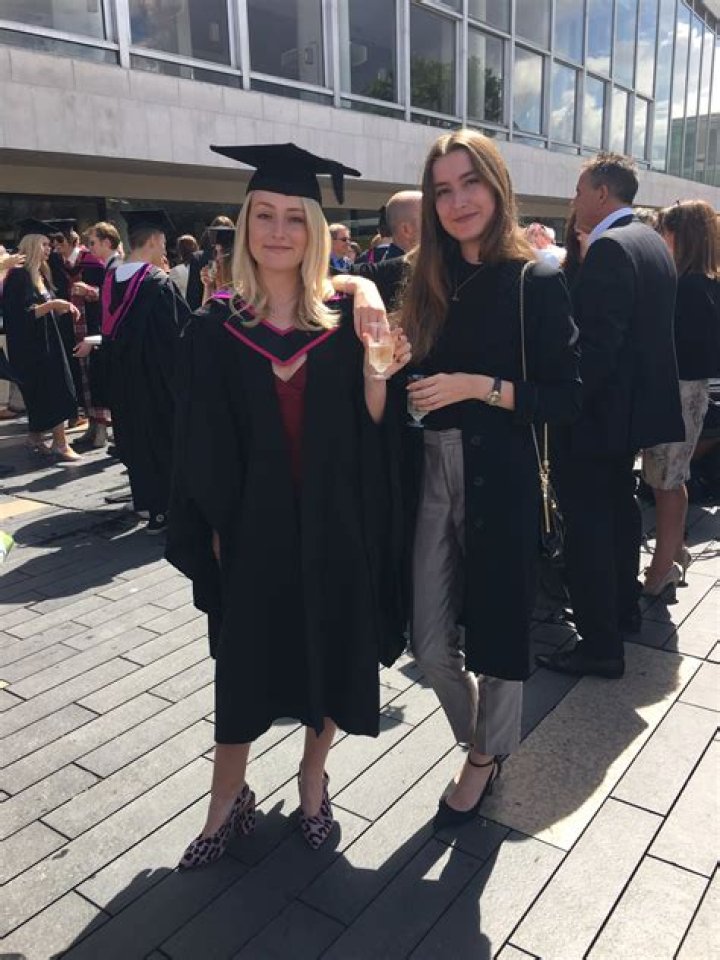 Meet Zoe Dimoldenberg! Her Age, Job |