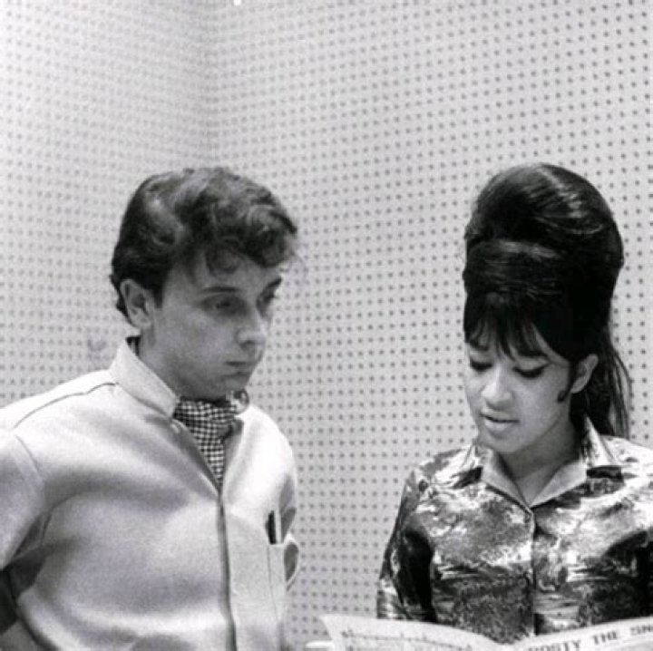 The Story Of Phil Spector's Ex-Wife Ronnie