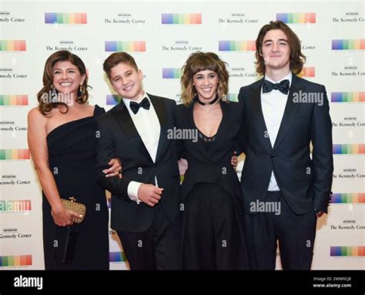 Unveiling Roger Waters' Remarkable Net Worth In 2023