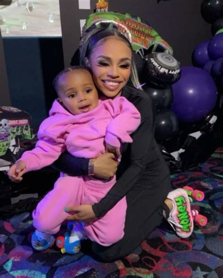 Unveiling The Untold Story Of Floyd Mayweather's Baby Momma, Melissa